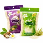 Panatip Herbal Soap - Savon exfoliant corps avec pochette de massage