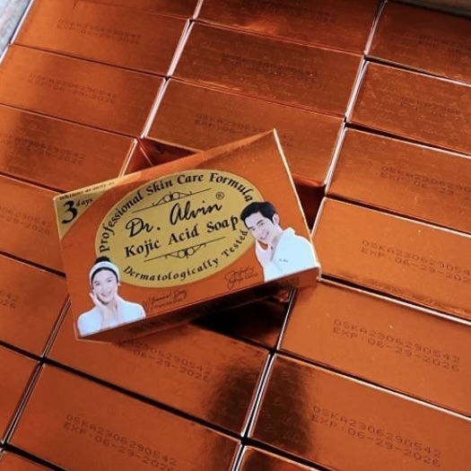 th-11134207-7ra0s-md4jpwwnt93ya0 Dr. Alvin Whitening Soap 135 gr – Image 2