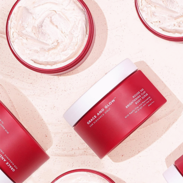 Grace and Glow Rouge 540 Brightening Clay Body Scrub 220 gr – Image 4