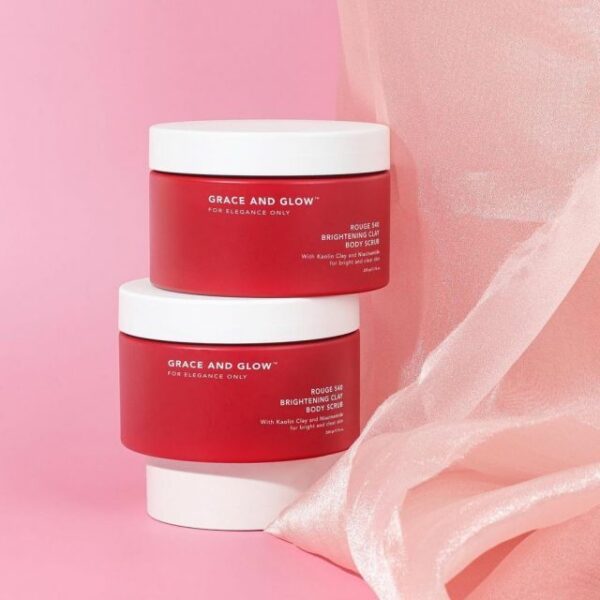 Grace and Glow Rouge 540 Brightening Clay Body Scrub 220 gr – Image 6