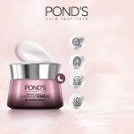 POND'S Bright Miracle Night Cream Niasorcinol – Crème de Nuit Éclat Anti-Taches 45 gr – Image 3